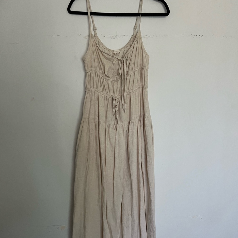 Elegant Cream Maxi Dress